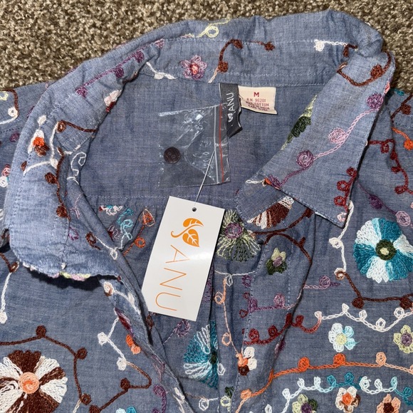 Anu Women's M Multicolored Crochet Floral Print Chambray Tunic Top V-Neck Pocket - Picture 4 of 7